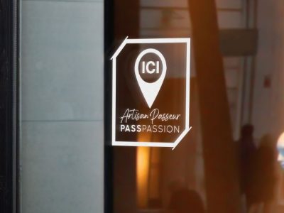 TOC TOC TOC … il est l’ART d’entrer