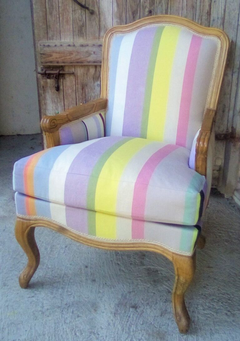 Cours de tapisserie d'ameublement : coudre un coussin de Bergère