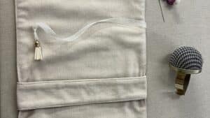 Intérieur de la pochette atelier couture livre