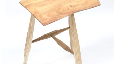Stage d'ébéniste : créer un tabouret ergonomique