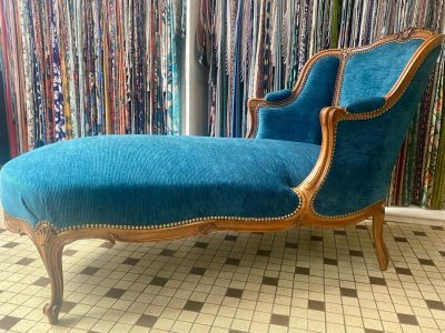 Chaise longue formation Tapissier d'ameublement en siège à Lyon dans le Rhône en région Auvergne-Rhône-Alpes