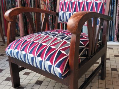 Formes géométriques formation Tapissier d'ameublement en siège à Lyon dans le Rhône en région Auvergne-Rhône-Alpes