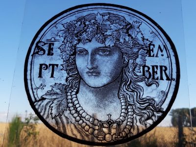 Vitrail classique pendant la formation vitrailliste proche de Chartres