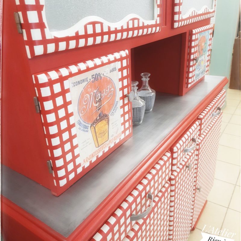 Atelier de Sylvie Cau restauratrice de meubles