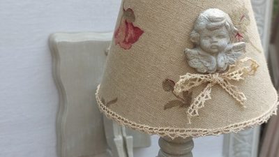 Rénovation d'abat-jours pendant l'atelier vers Bordeaux