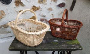Paniers pendant la formation vannerie en Île-de-France