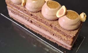 Entremet au chocolat formation pâtissier dans le Rhône - Entremets et petits gâteaux - Formation hybride