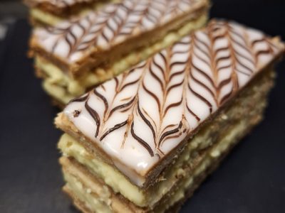 Mille-feuilles formation pâtissier dans le Rhône - Entremets et petits gâteaux - Formation hybride