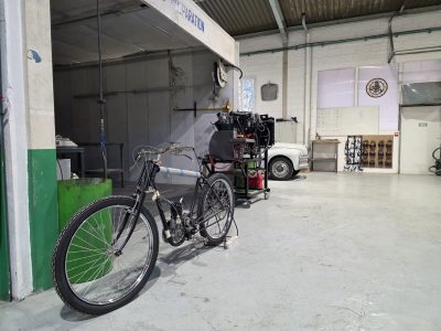 Garage de la formation à la mécanique moto intensive vers Paris en Ile-de-France