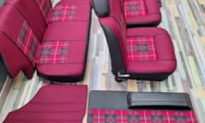 Habillage tissu rose Formation sellerie automobile proche de Tours