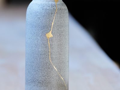 Vase tourné pendant une formation céramique et poterie vers Nantes avec une céramiste