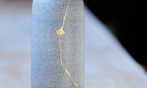 Vase tourné pendant une formation céramique et poterie vers Nantes avec une céramiste