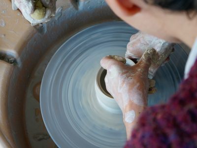 Tour de potier formation Tournage en Céramique proche de Tarbes