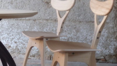 Chaises faites pendant le stage d'initiation au bois dans l'atelier d'un ébéniste