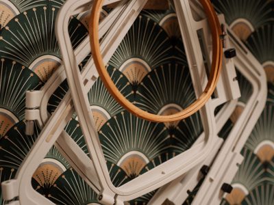 Cadre à broder formation Couture proche de Tours : métiers de la mode et vêtement flou