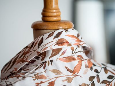 Col pendant la formation couture, stylisme et mode avec un couturier à Bordeaux en Gironde