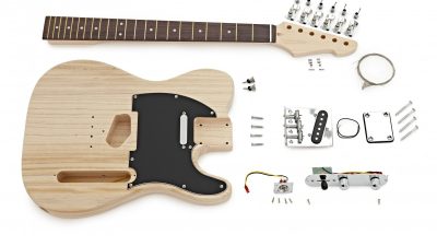 Kit de guitare pro à assembler pendant le stage chez un luthier vers Toulouse