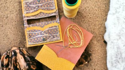 outils de couture au cours du stage en maroquinerie dans le Pays Basque