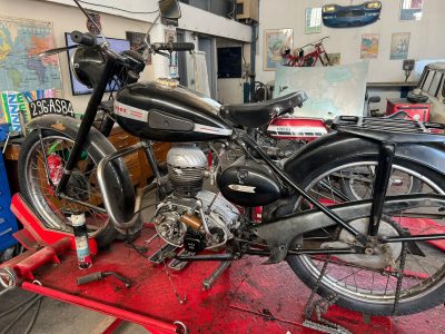 Formation à la mécanique moto complète ancienne entre Aix-en-Provence et Avignon - CAP Maintenance de véhicules - Option C motocycles