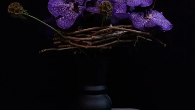 Bouquet abstrait composé pendant le stage de fleuriste