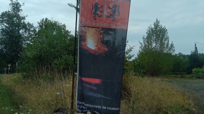 Coutellerie "Entre Chien et Loup" où se pratique le stage