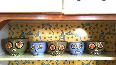 Céramiques d'inspiration mexicaine pendant le stage atelier poterie à Fécamp