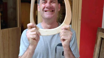 Cintrage pendant le stage d'ébénisterie à Bordeaux