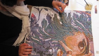 Œuvre en mosaïque faite pendant le stage mosaïste de Sylvie Potier