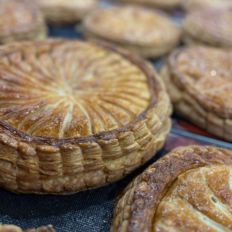 Petits gâteaux pendant la formation pâtissier à Paris