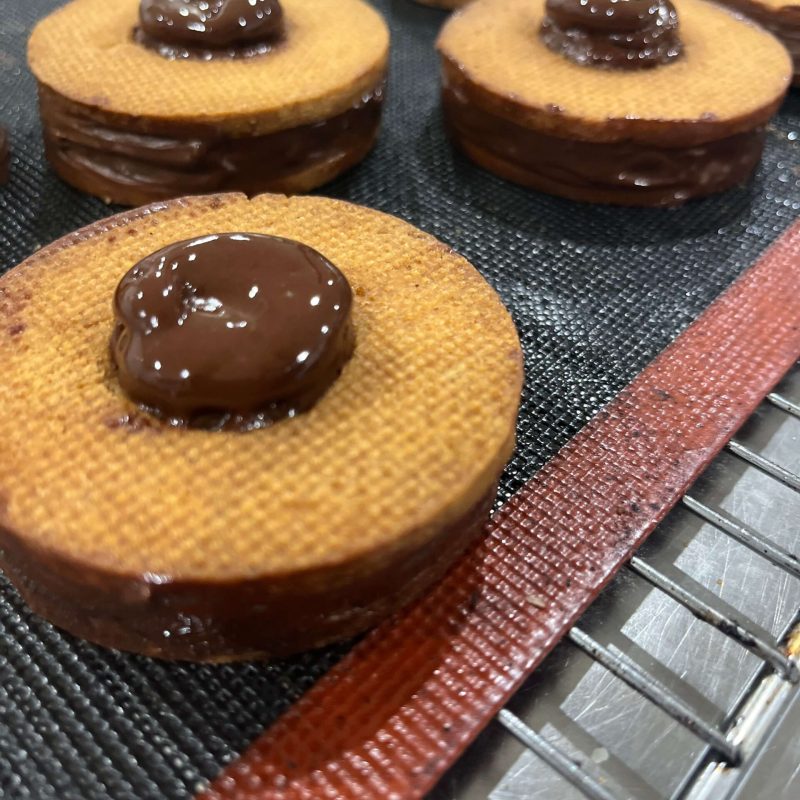 Entremets au cours de la formation pâtissier à Paris