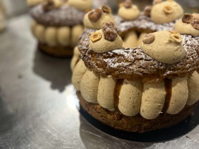 Gâteaux pendant la formation pâtissier à Paris