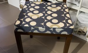 Chaise formation couture d'ameublement sur les coussins : les essentiels