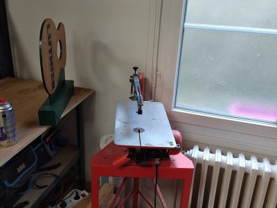 Machine à Chantourner formation Luthier en Guitare en Normandie