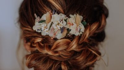 Atelier de fleurs séchées : les essentiels pour mariage à Bordeaux