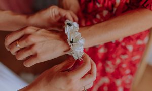 Exemple de création pendant la formation fleuriste en Gironde (33) éligible au CPF, France Travail, OPCO ...