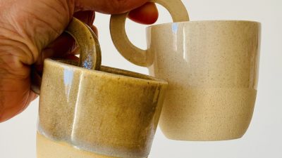 Lot de deux tasses en céramique fait à l'atelier tournage céramique à Marseille en région PACA