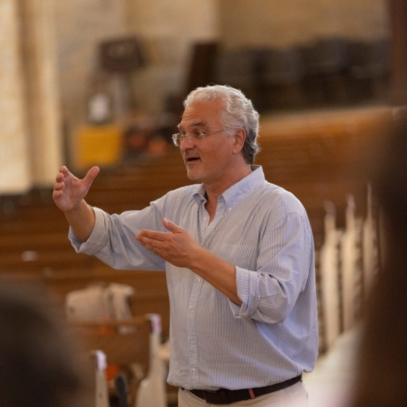 Rolandas MULEIKA, chef d'orchestre chanteur