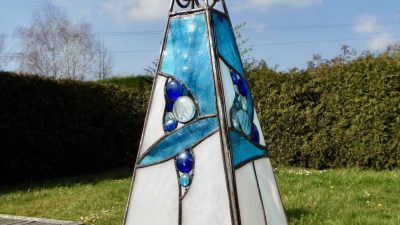 Luminaire effectué pendant le stage vitrail Tiffany avec une vitrailliste dans les Hautes Pyrénées (65) à Tarbes