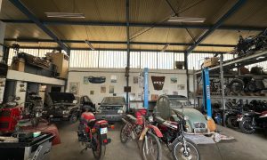 Véhicules pendant la formation mécanique auto en région Provence-Alpes-Côte d'Azur