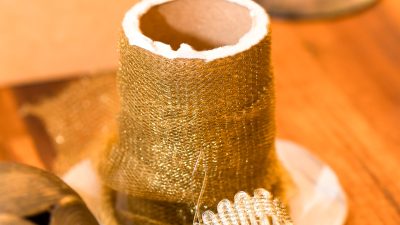 Détails décoratifs pendant le stage de modiste et styliste à Quimper