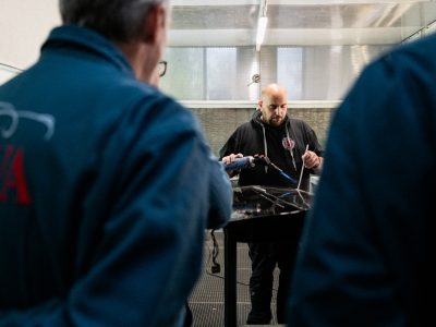 Apprentissage pendant la formation mécanique auto vers Paris