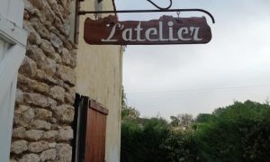 Atelier de céramiste potier pendant la formation en Gironde