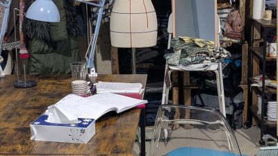Atelier pendant le stage de couture de jupe