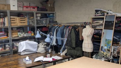 Atelier pendant le stage de couture de pantalon