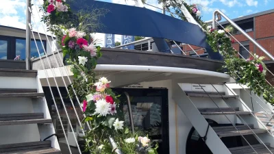 Scénographie florale pendant l'atelier en Seine Maritime (76)