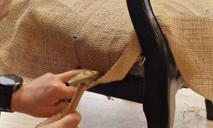 Emballage au cours de la formation tapisserie d'ameublement en siège vers Rennes