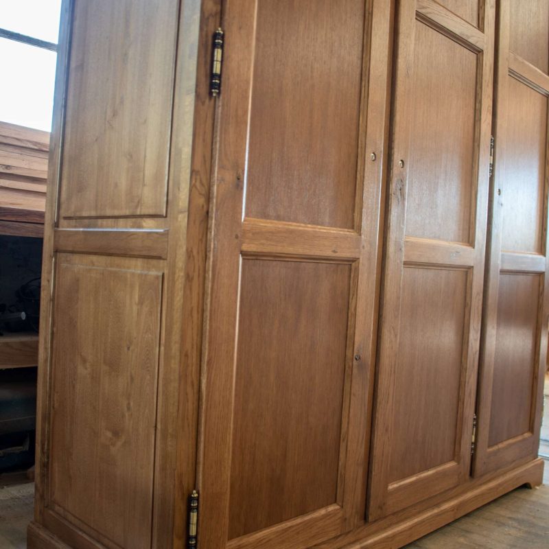 Armoire Thomas DEHEE menuisier et ébéniste