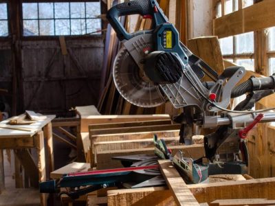 Scie à onglet Formation Ébéniste proche d'Angoulême