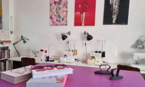 Machines à coudre au cours de la formation couture avec un styliste modéliste à Toulouse en Haute-Garonne