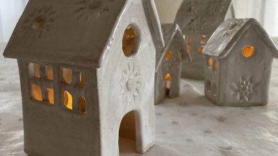 Photophores de Noël faits pendant le stage de céramique